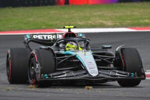 Wolff: Mercedes can't just keep living off F1 "bright spots"