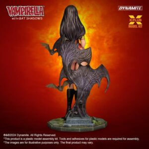 VAMPIRELLA With Bat Shadows 1/8 Scale Model Kit From X-PLUS -